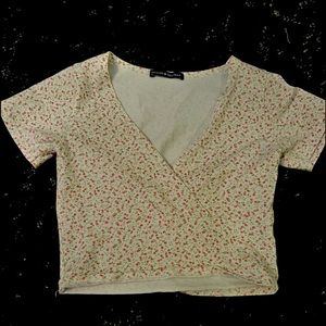 Brandy Melville white and pink floral tee, Size xs